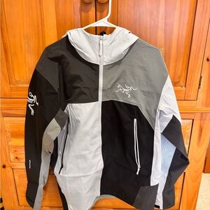 Arc'teryx Two-Tone Hooded Jacket in Black and Gray